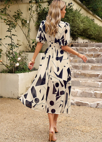 Estella - Flattering Floral Midi Dress