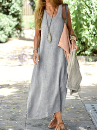 Mia - Classic V-Neck  Dress