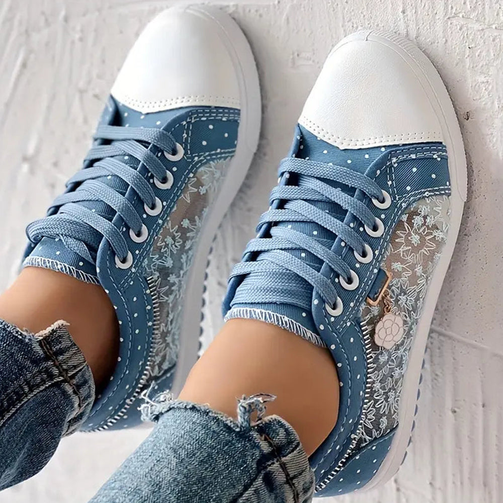 Moon - Stylish Lace-Up Sneakers