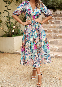 Estella - Flattering Floral Midi Dress