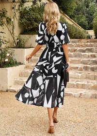 Estella - Flattering Floral Midi Dress