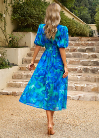 Estella - Flattering Floral Midi Dress