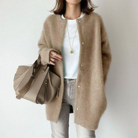 Eliana - Warm and soft cardigan