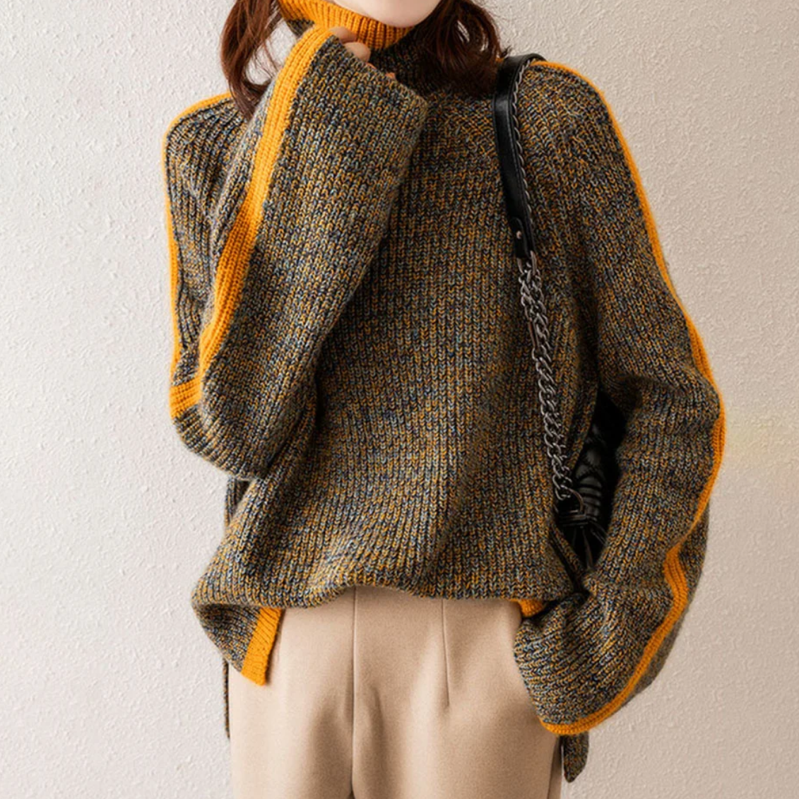 Clara - Cozy Sweater