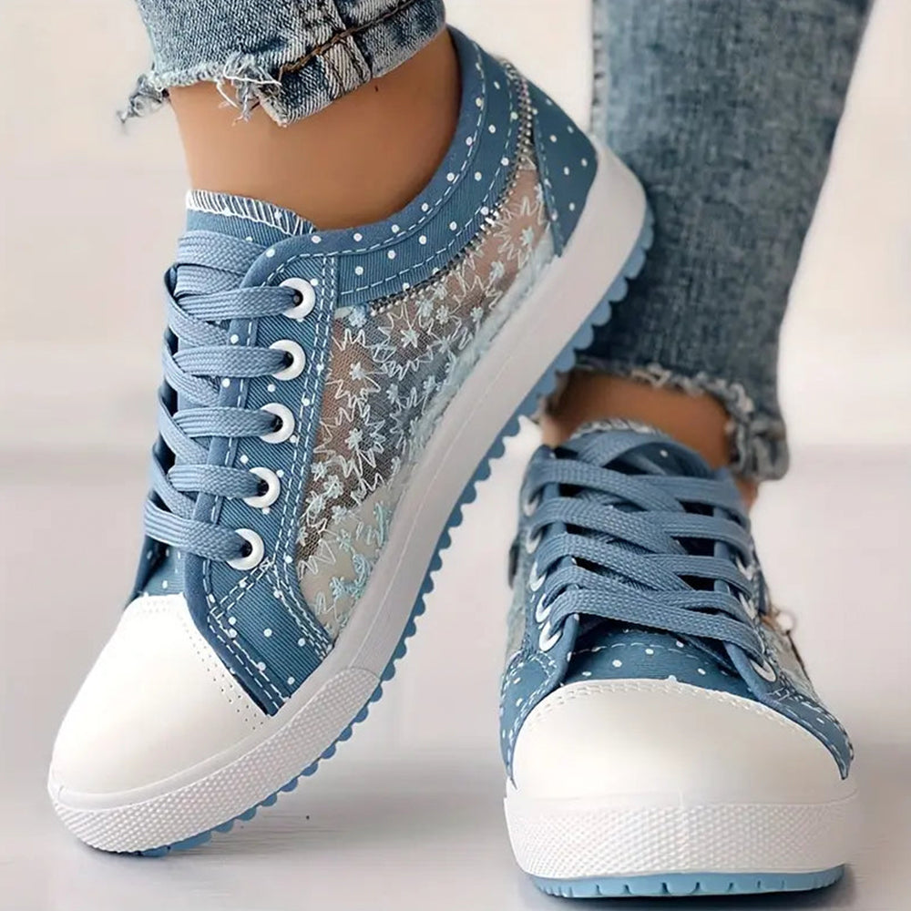 Moon - Stylish Lace-Up Sneakers