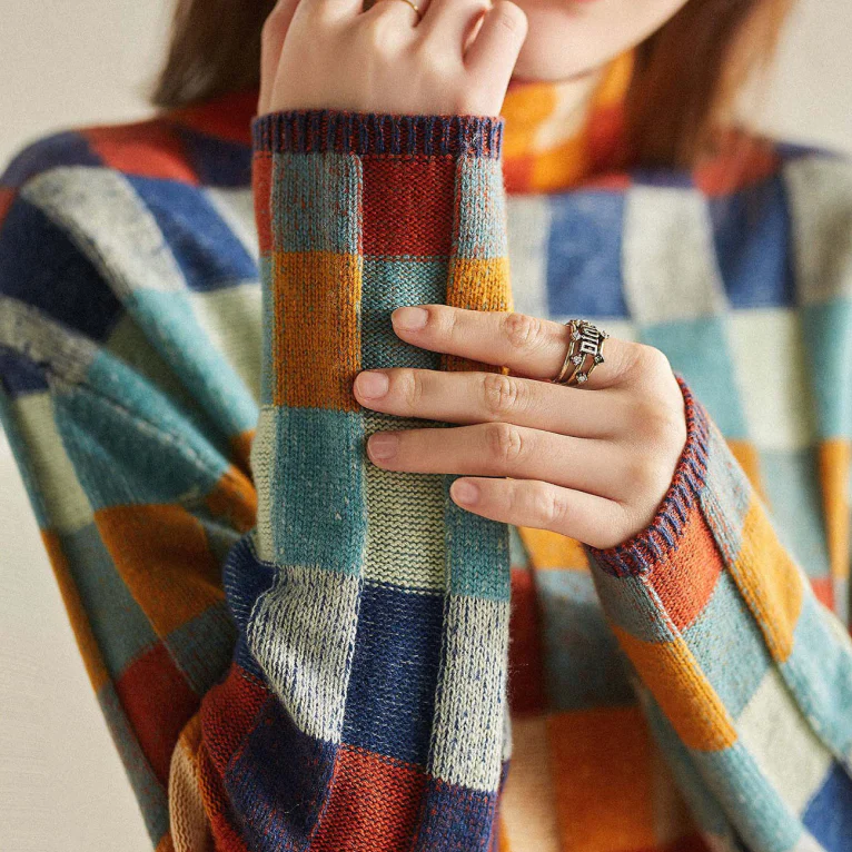 Aurora - Cozy Sweater